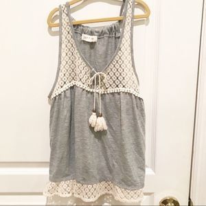 ⭐️Taylor & Sage boho tank lace gray